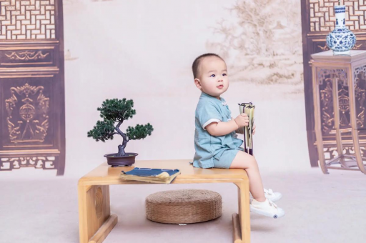 天门四个月宝宝可以坐着吗